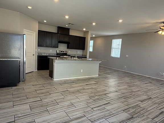 3rd image of 7757 Alder Landing St