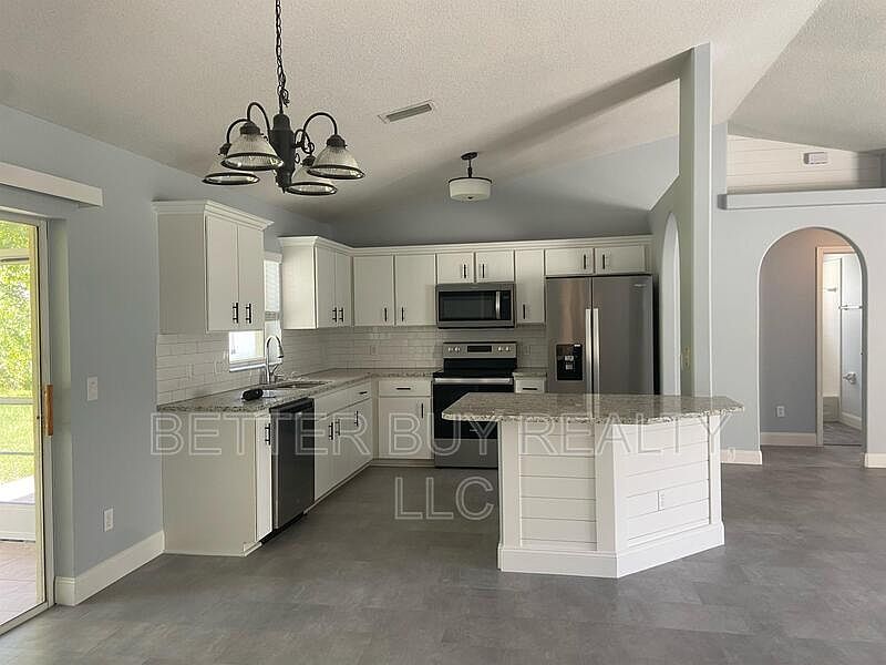 1st image of 89 Beacon Mill Ln
