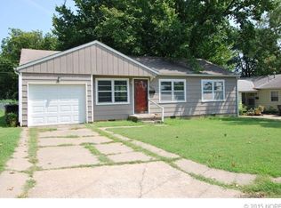1944 S Johnstone Pl, Bartlesville, OK 74003