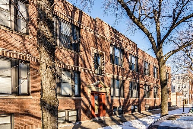1st image of 2920 W Berteau Ave #1
