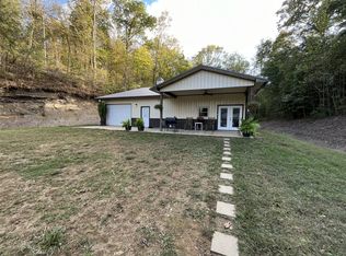 379 Nickens Ln, Pegram, TN 37143