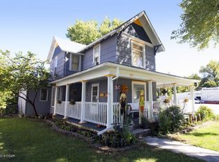 900 S Garrison Ave, Carthage, MO 64836