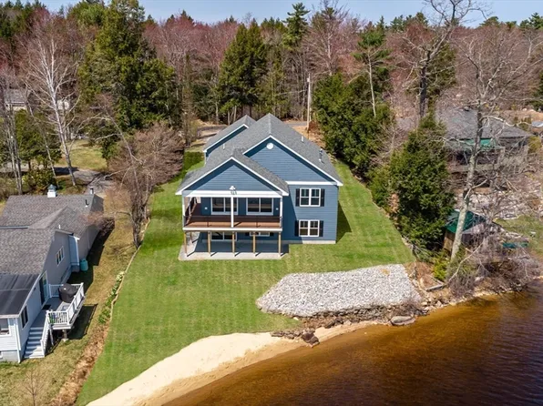 74 Lakeshore Dr, Ashburnham, MA 01430