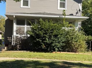 1607 Latham St, Rockford, IL 61103