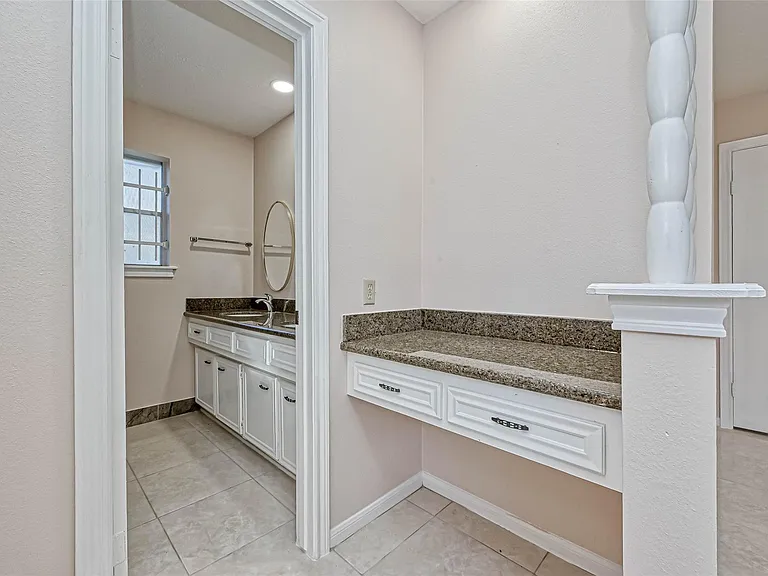 11503 High Star Dr — Photo 40