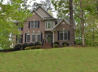 101 Garden Valley Dr, Winston Salem, NC 27107