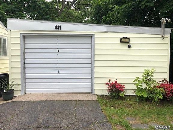2nd image of 411 2nd Ave W