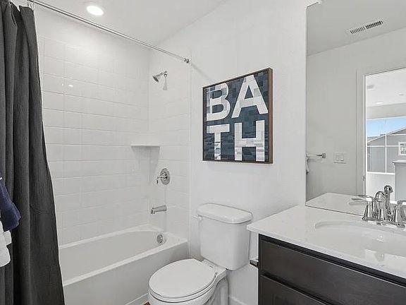5th image of 2038 Crested Lark Street