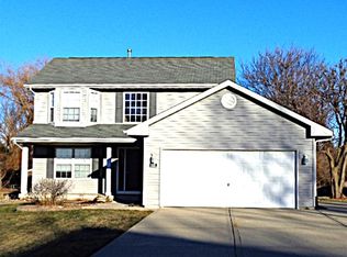 518 Constitution Dr SW, Poplar Grove, IL 61065