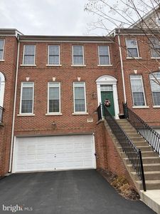 4230 Upper Park Dr, Fairfax, VA, 22030