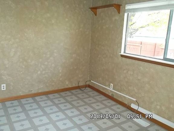 4th image of 258 Cedarwood Ave