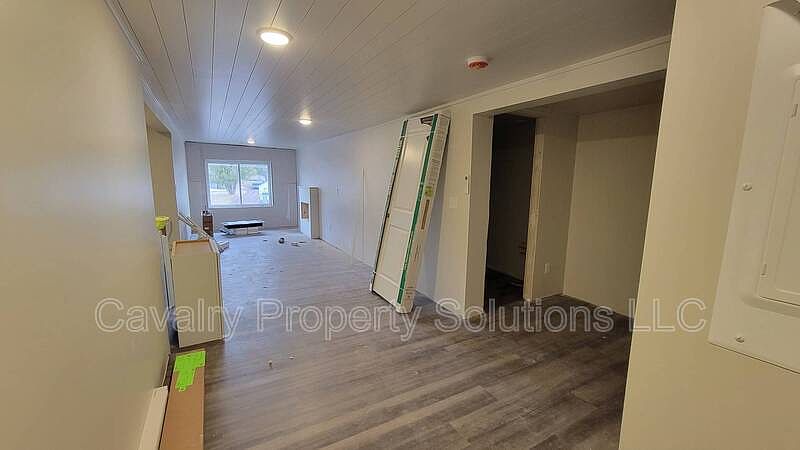2nd image of 3947 E Calvary Rd #209