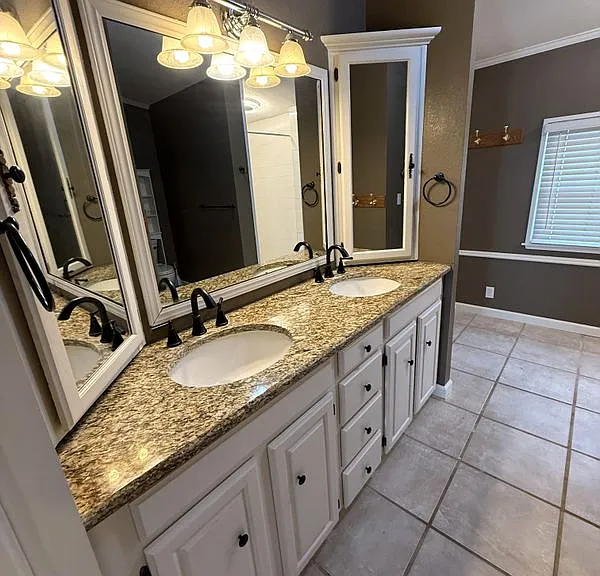 212 Thornton Ln — Photo 22
