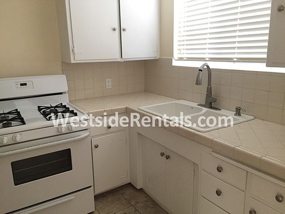 2nd image of 1135 S Oakhurst Dr APT 7