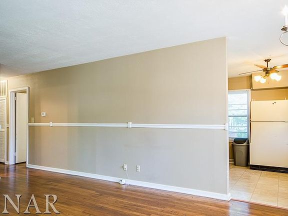2nd image of 216 Meadowbrook Dr