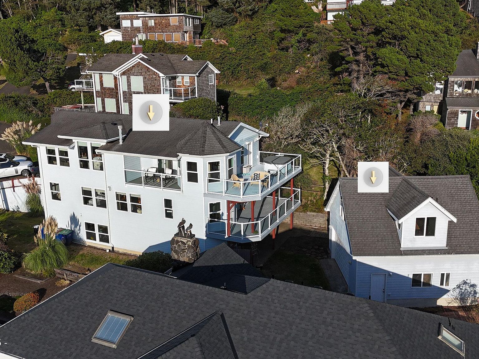 1924 NE 71st St, Lincoln City, OR 97367 | Zillow