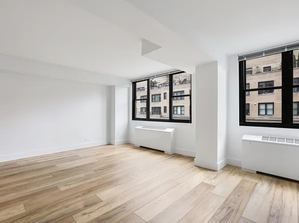 315 West 57th Street image 1 of 21