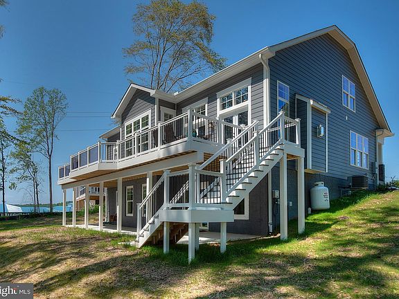 3rd image of 80 Fairview Dr