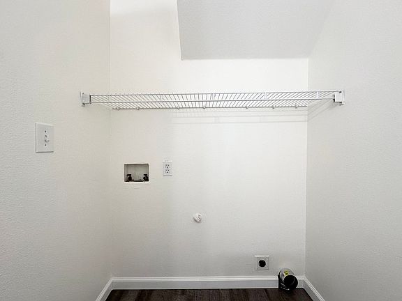4th image of 125-127 W Arlington St #125