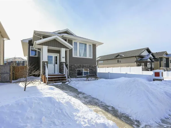 267 N Lancaster Dr, Red Deer, AB T4R 0R1