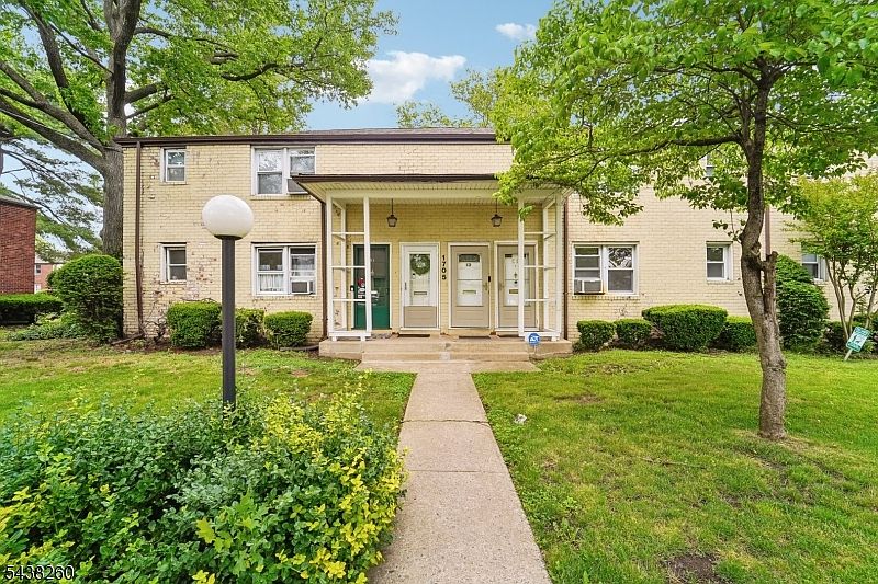 1st image of 1705 Wood Ave #C1
