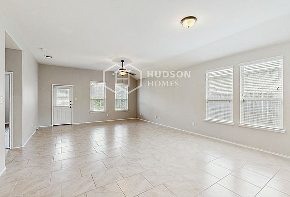 4th image of 8442 Coral Cove Pass Ln