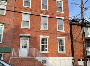 22 68th St FLOOR 3, West New York, NJ 07093