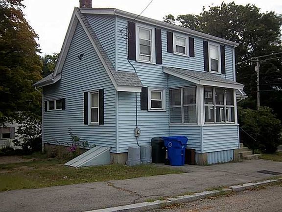 2nd image of 217 Pawtucket Ave