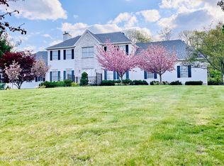4 Emmons Dr, Millstone Township, NJ