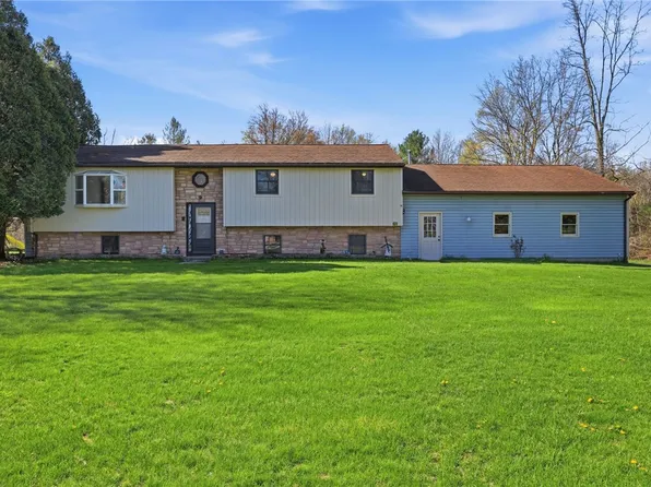 63 Pine Hill Rd, Spencerport, NY 14559