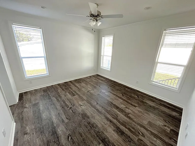 1009 Vervain Dr #1009E — Photo 17