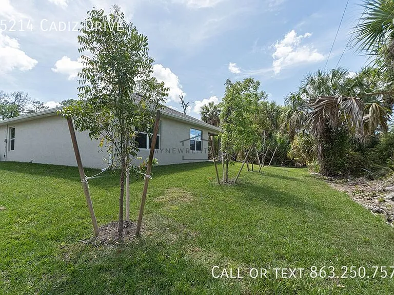 25214 Cadiz Dr — Photo 32