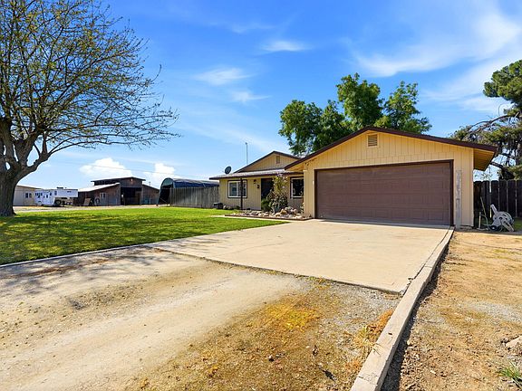 4th image of 24141 Ave 120