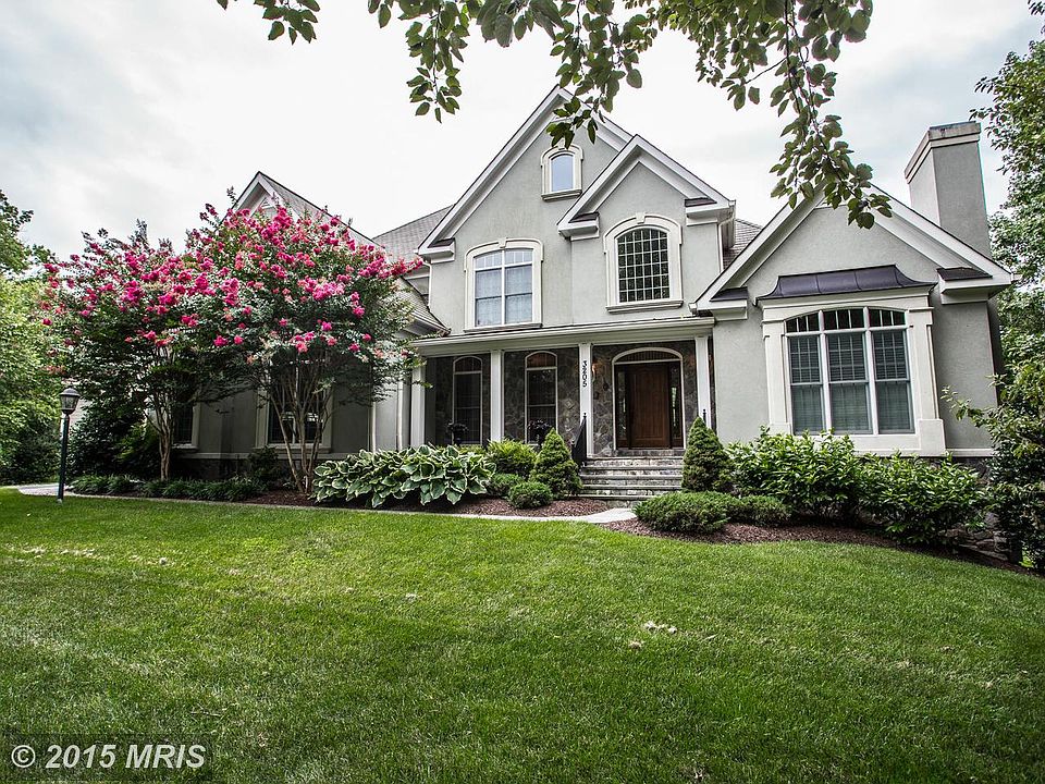 1st image of 3205 Woodland Ln