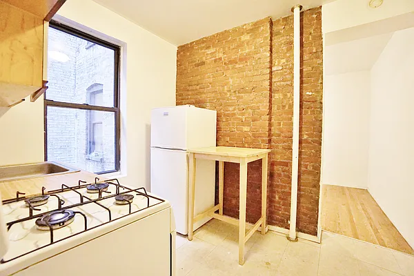 Rented by Best Apartments North Inc | media 16