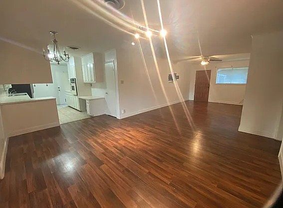3rd image of 207 N 32nd St