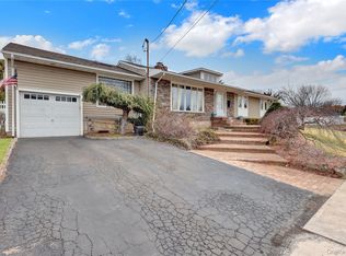 91 Laurel Drive, Massapequa Park, NY 11762