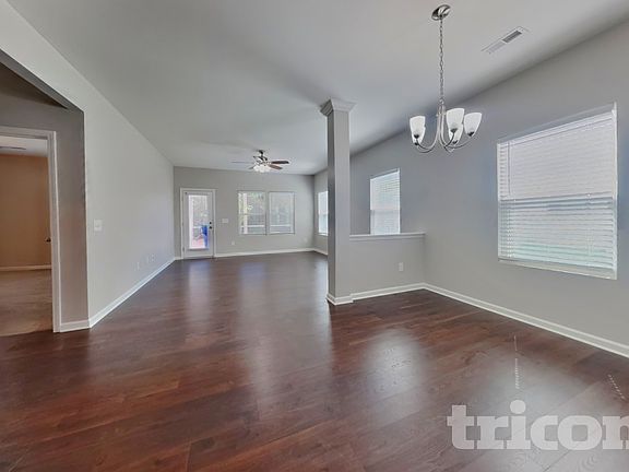 3rd image of 1064 Bitting Hall Cir