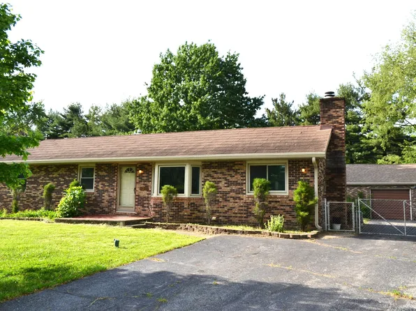 8340 Bridge Ct, Indianapolis, IN 46231