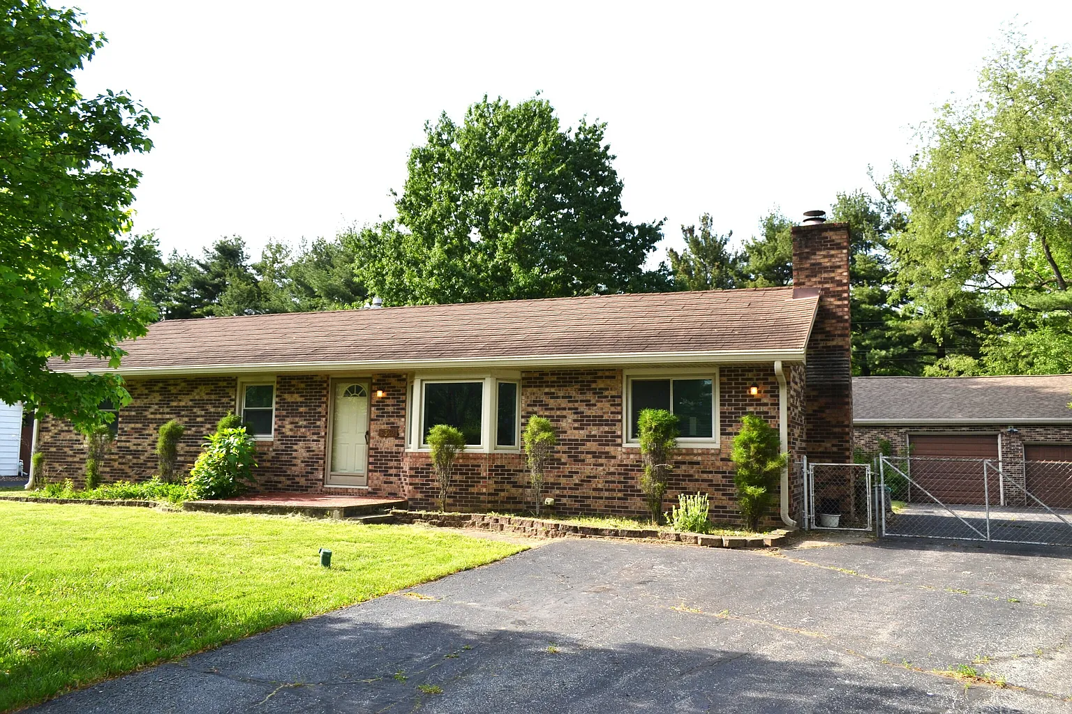 8340 Bridge Ct photo 1