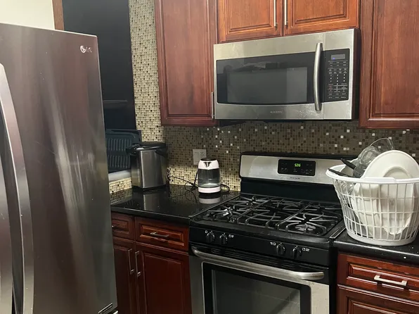 6941 Saybrook Ave, Philadelphia, PA 19142