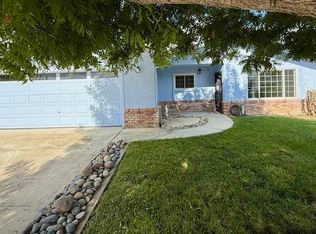 1025 Brentwood Ave, Gustine, CA 95322
