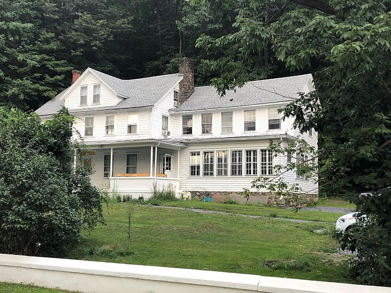 4228 State Route 212 Lake Hill, NY, 12448 Apartments for Rent Zillow