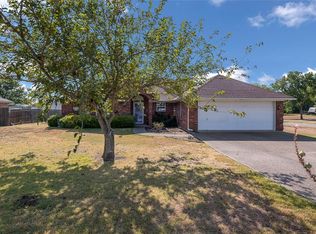 307 Western Dr, Woodway, TX 76712
