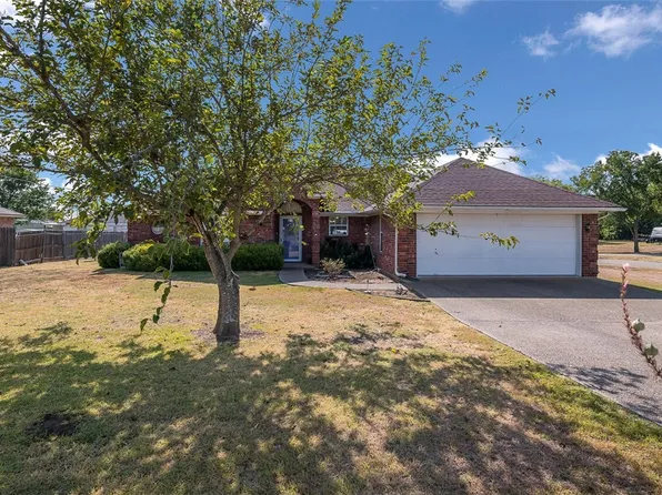 307 Western Dr, Woodway, TX 76712