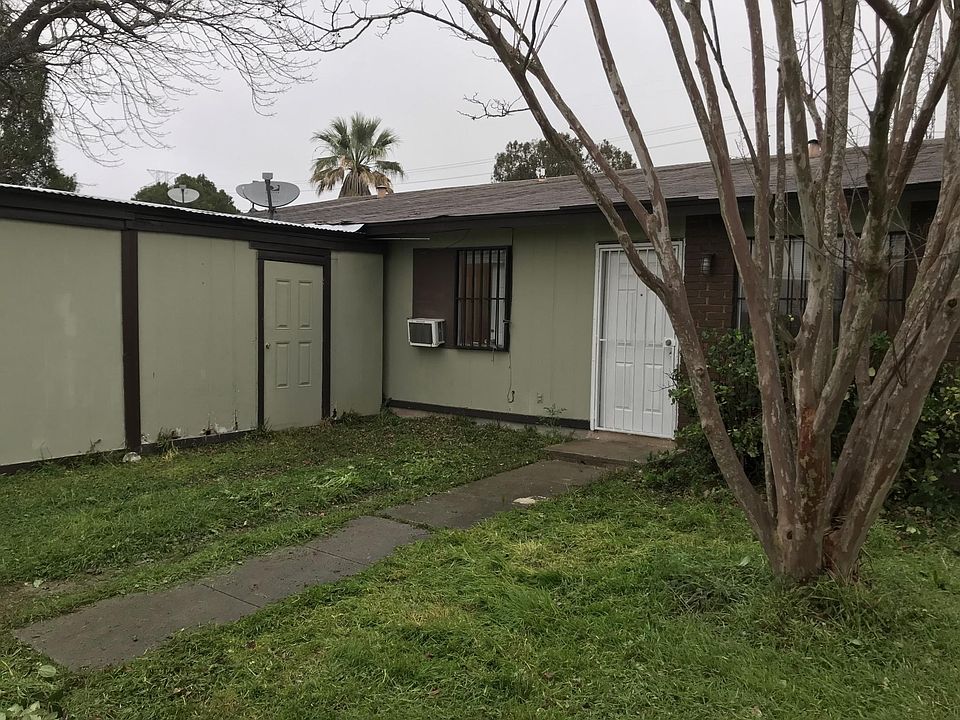 1st image of 7143 Glen Ter APT 3