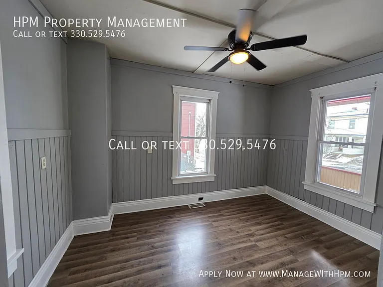 111 Maple Ave SE — Photo 5