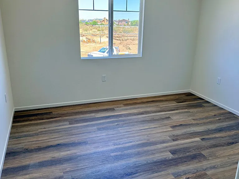 11715 Sebastian Rd — Photo 14