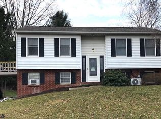 2516 Buchenhorst Rd, State College, PA 16801