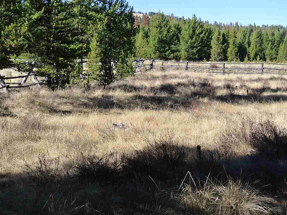 1st image of 13 Jericho Bay